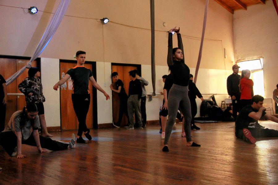 e883cb7ab692b69c09b6865c3f273af9_XL