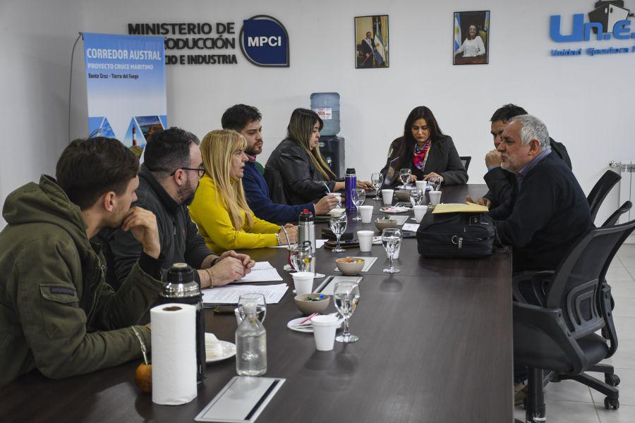 8e8d6dede7e9178bd77a0ce8b47870c1_XL