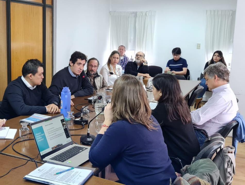 13-05 reunion comision recursos naturales