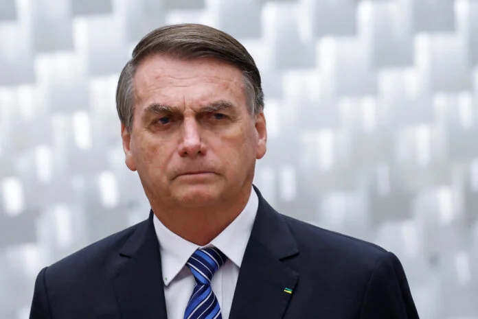 Jair-Bolsonaro-1-696x465