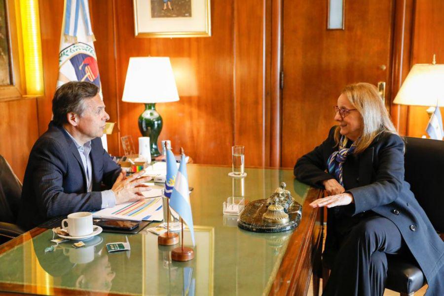 48f36467d90c66feb1b14fb1548b7144_XL