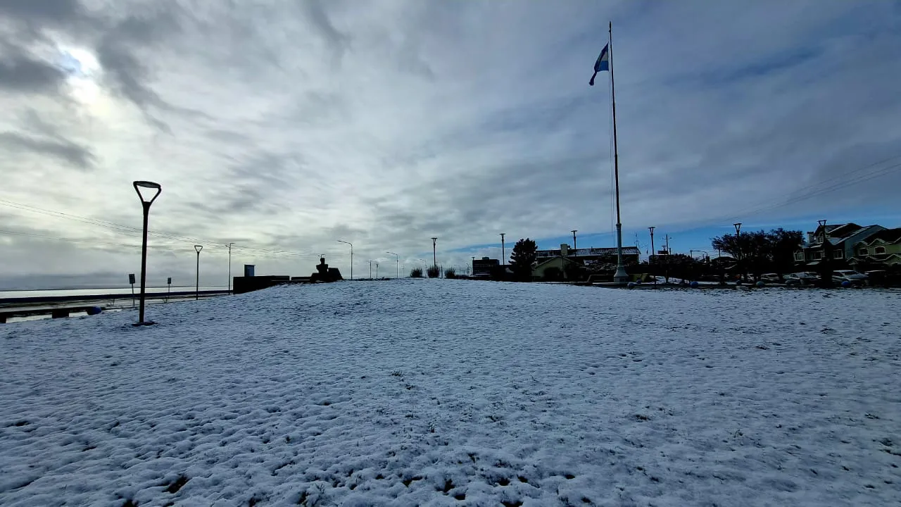 1f6b0e36-2a18-483f-8fb0-7c4b1a1ff429