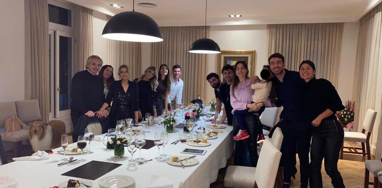 la-imagen-revelador-del-festejo___UWD3LBumb_1256x620__1