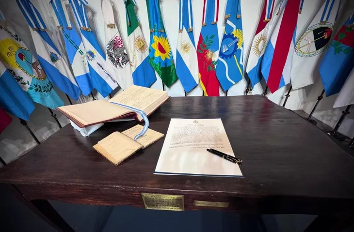 pacto-mayo-actajpg
