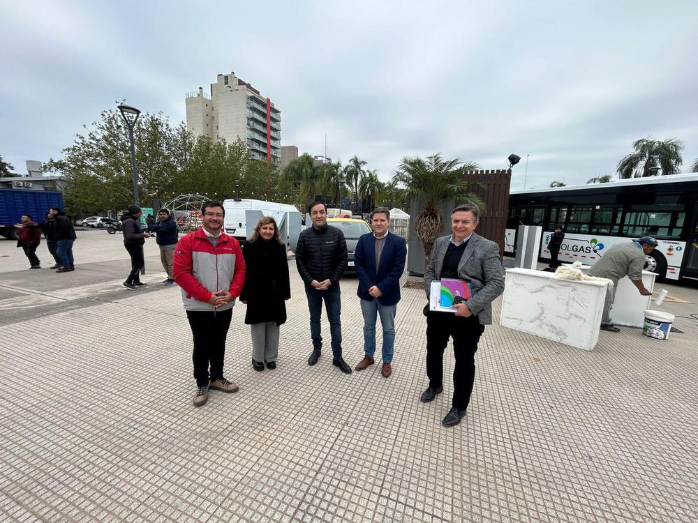 449097922_887359546756986_8015434473612447125_n