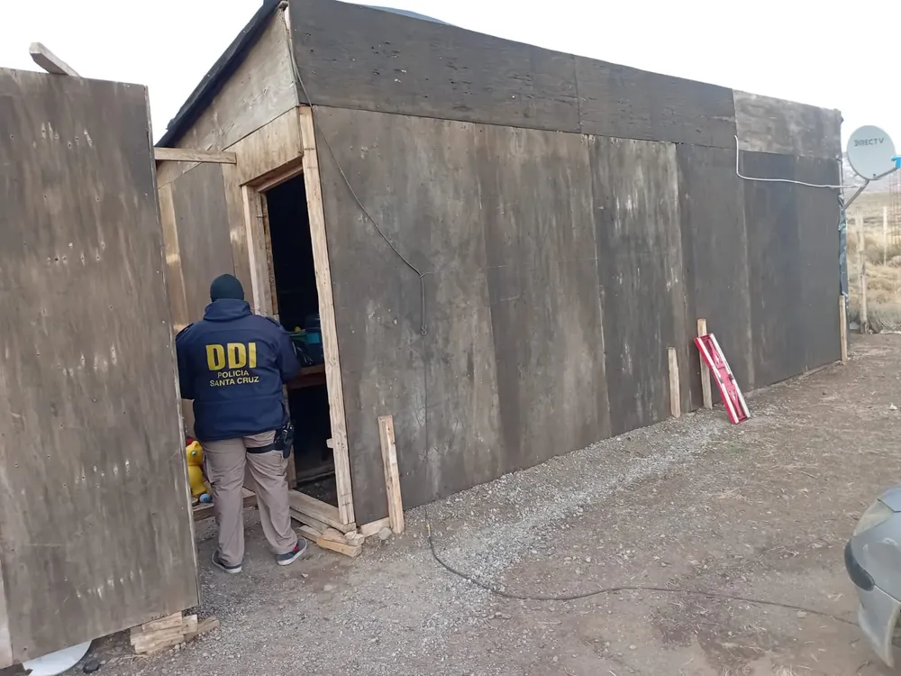 multimedia.grande.9e178f1b21d0acfa.Z3JhbmRlLndlYnA=