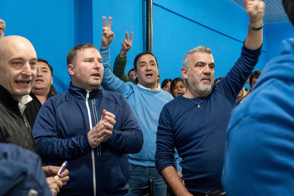 2B46A75B-4BE8-44F8-A2AF-C299E859BFD1