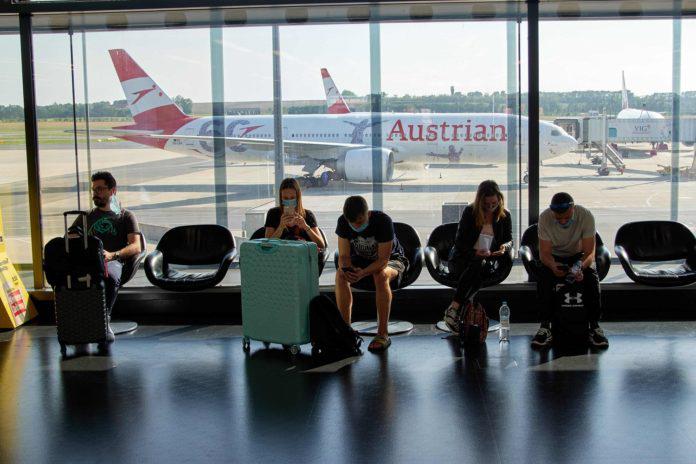 aeropuerto-austria-696x464