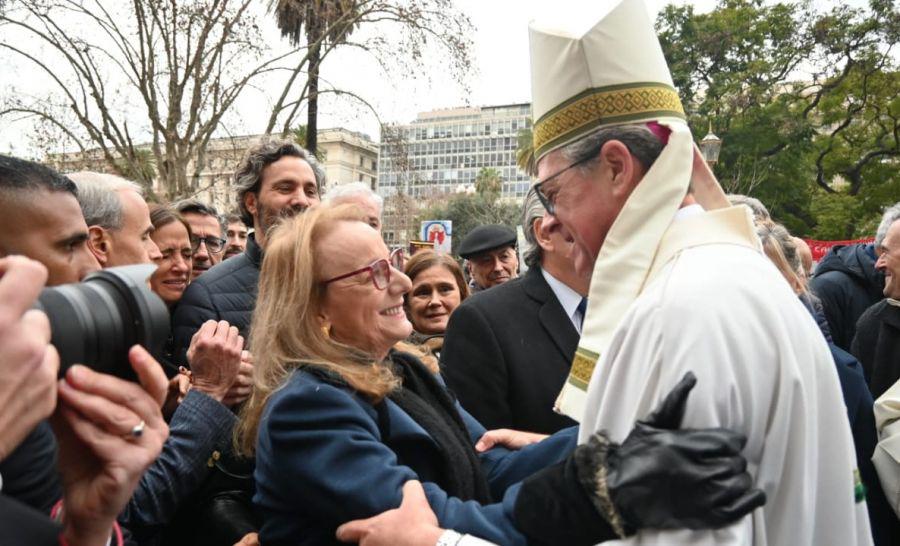 c3c2ea38fa74c819d8eb953fe645cac5_XL