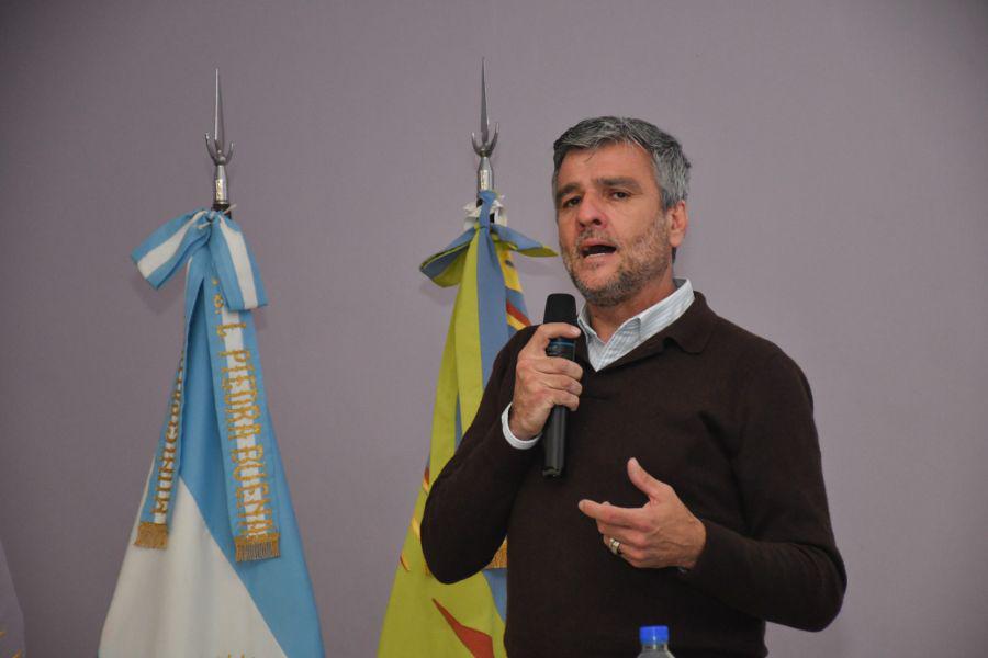 1bad6609c47f2de1c444e4c4c293dac1_XL