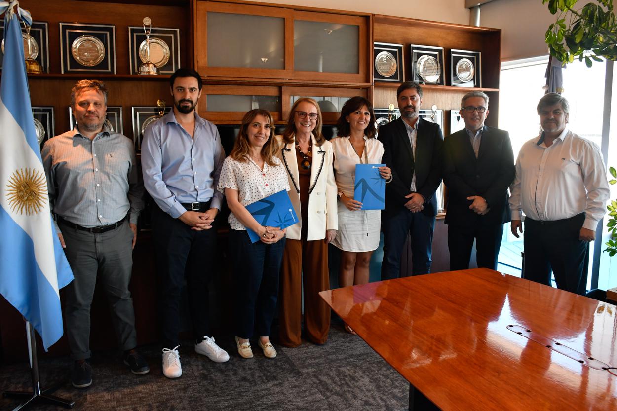 20230119_AK_Firma_de_convenio_linea_de_credito-13