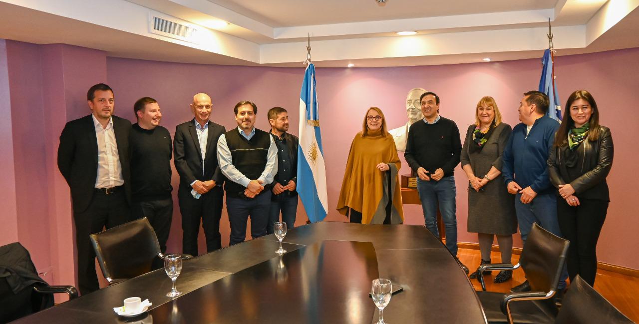 AK-Intendentes-Aguinaldo_2