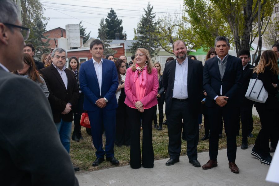 AK MUTUAL GAS Y PETROLEO