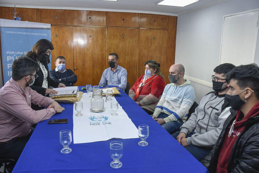 5bfa88b71cdb383f43f243cb34bc3b91_XL