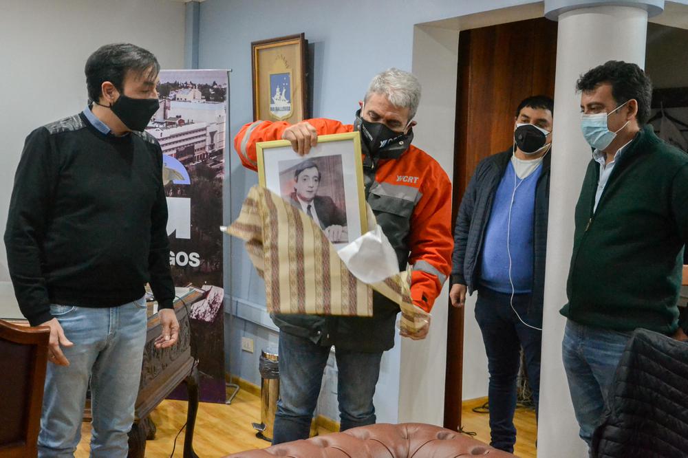 INT_RECORRIDA CON ANIBAL FERNANDEZ - PELICHE Y CASA DE LA JUVENTUD -14_05 - SIN SELLO-2