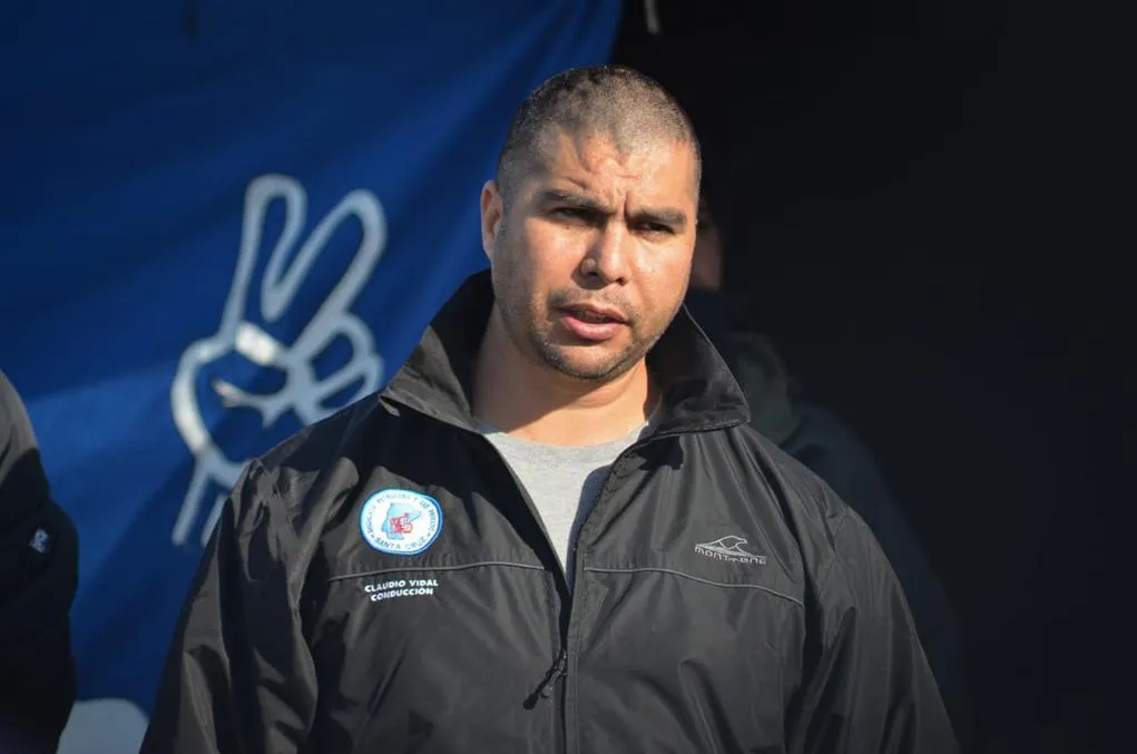 3c6d8afab87f18836ff8122ffc081b3b