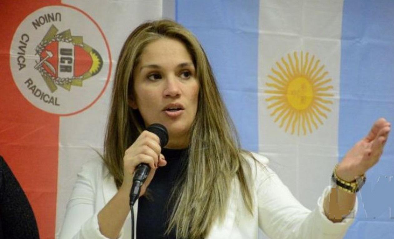 PAULA OBAYA