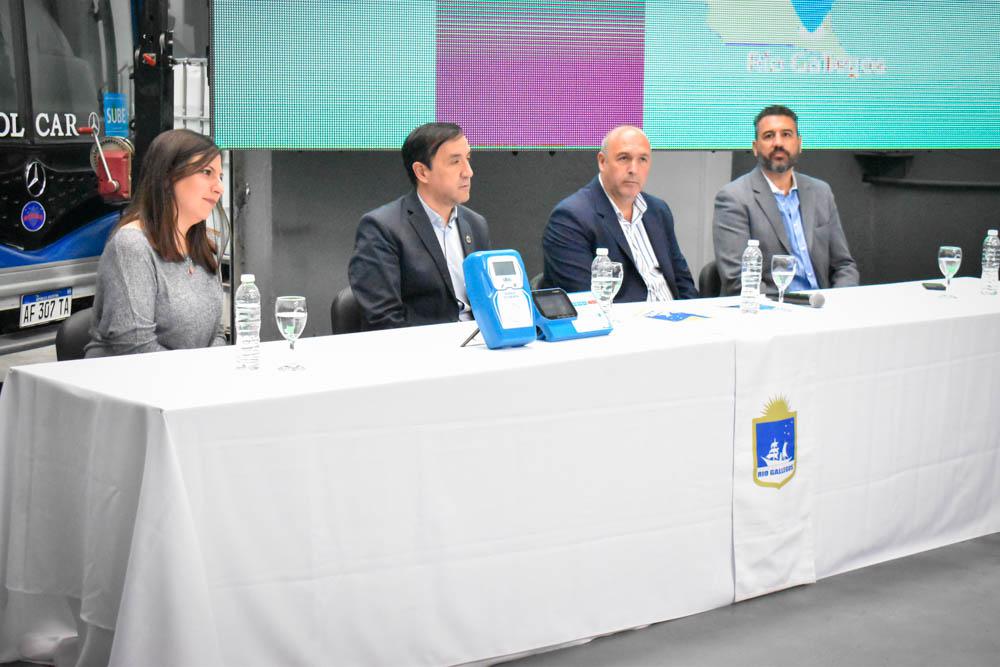INT_ENTREGA DE SUBE-ACTO CON ANCIO-VISITA A NUEVA TERMINAL_06-12-22-6