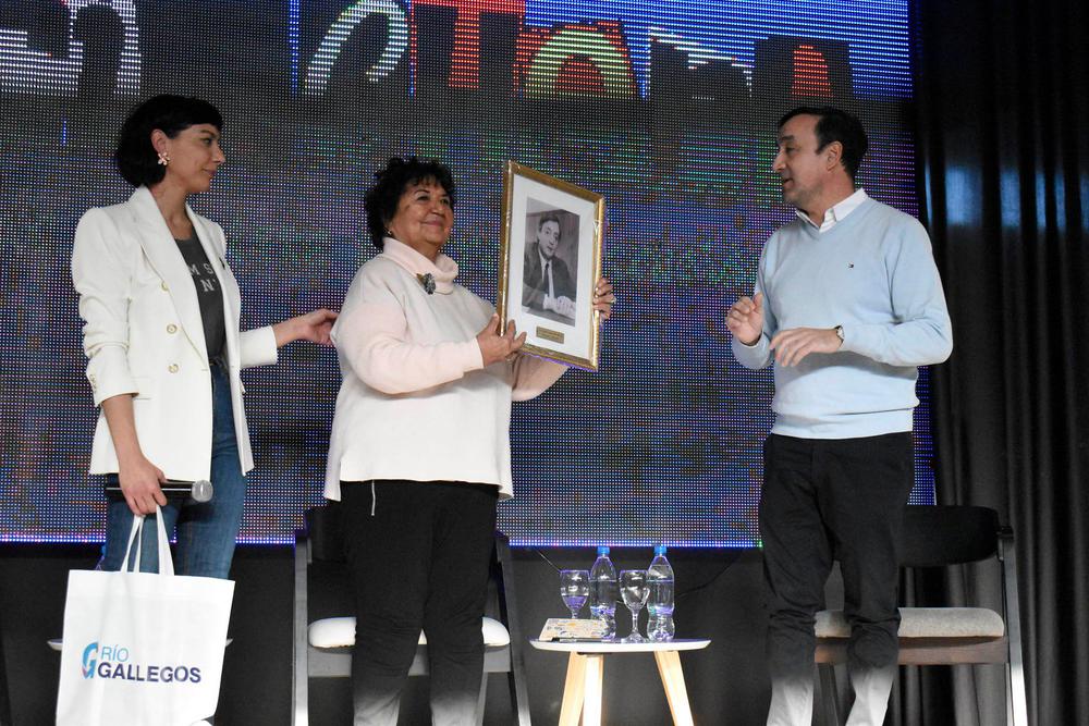 441947747_869086991917575_9192353610606394584_n