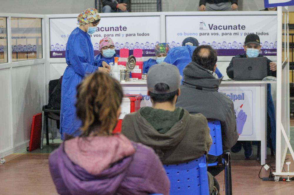 SAL_VACUNATORIO-17 DE OCTUBRE_21_07-71