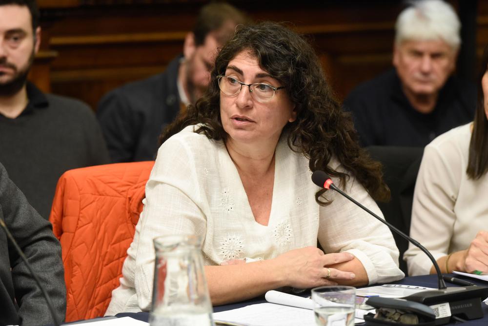 293463AB-8A8D-47E6-A90F-F56D3152879F