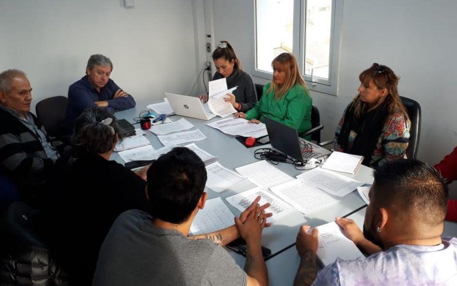 bdf12abaf4237a87e7f4ee0461ccccae_XL