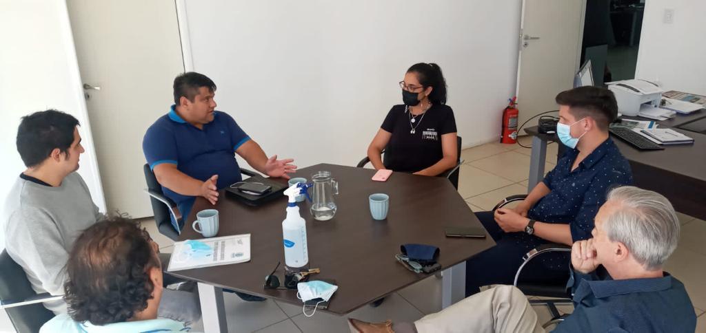 foto reunion iduv, uocra, camara 