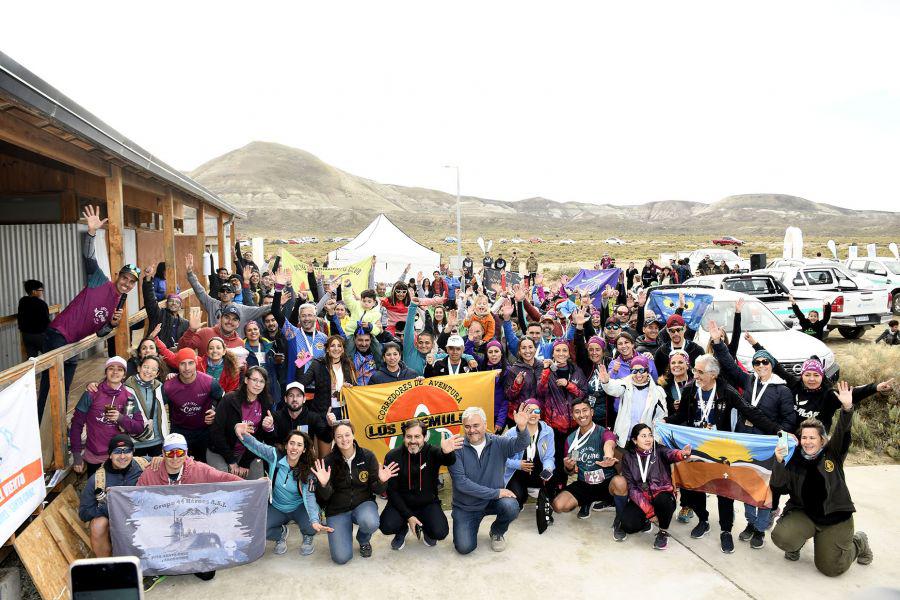 8890fdab8018240efac8d3c21484b09a_XL