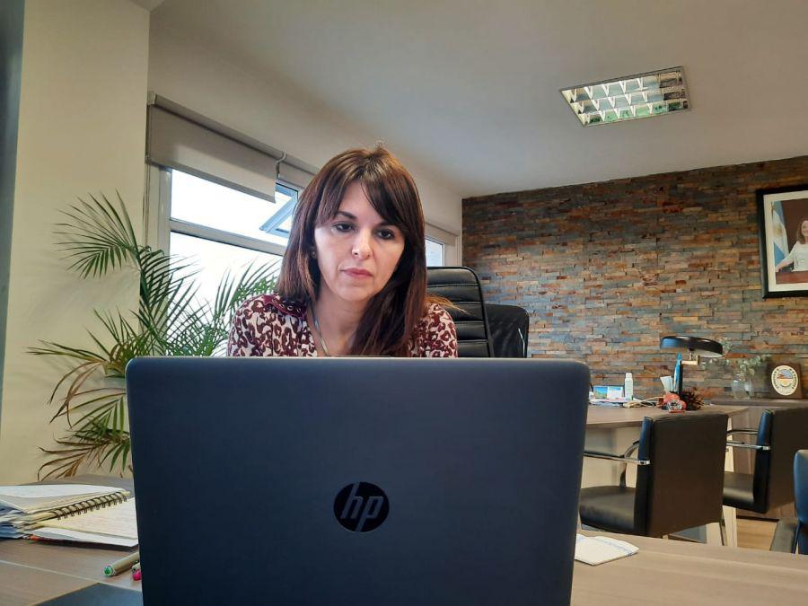 25e27e0b932c57810cc3b0b8fccfe6f8_XL