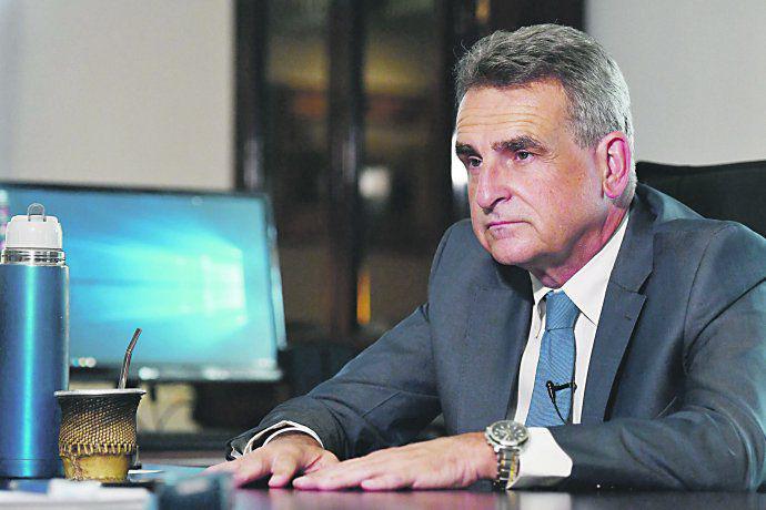 el-ministro-defensa-agustin-rossi-dijo-que-la-denuncia-elisa-carrio-la-compra-la-vacuna-rusa-es-temeraria-y-desproporcionada