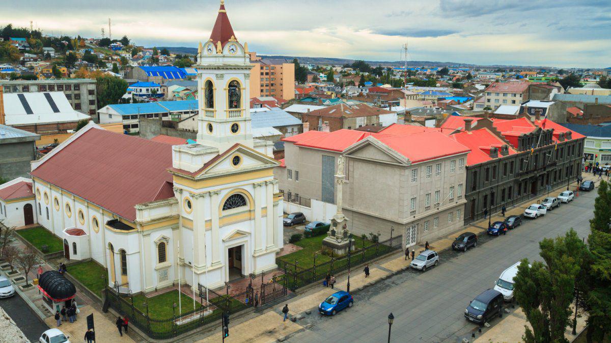 puntaarenases-una-ciudad-particular-orillas-del-estrecho-magallanes