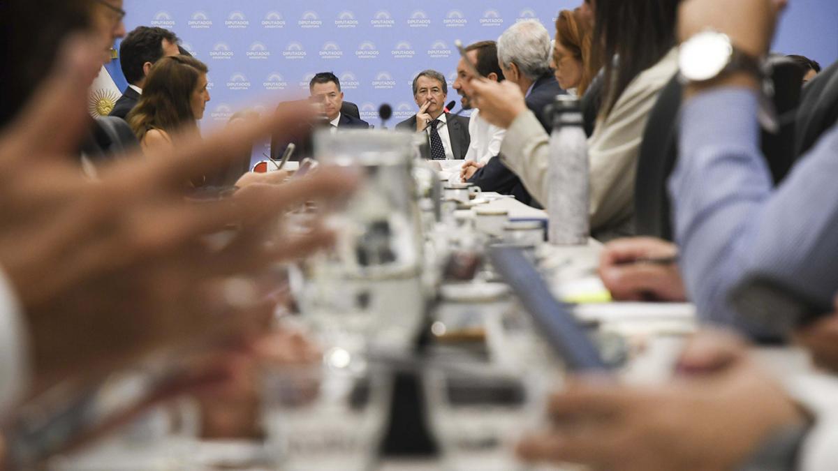 65a68ed7844e7_1200 (1)