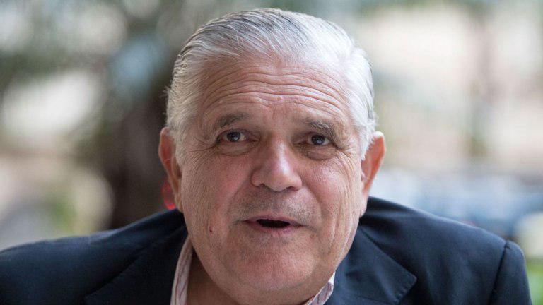 d0a0d35914140bb7134908b9a79d2f62_M