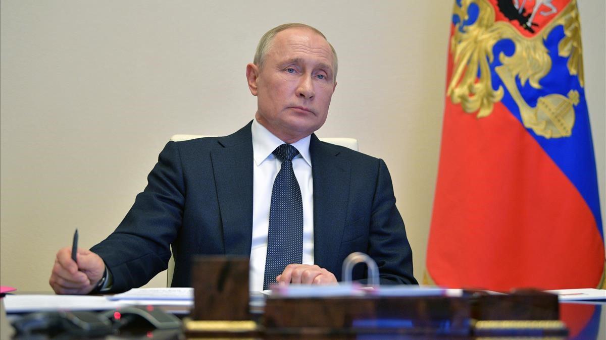 putin-durante-reunion-por-videoconferencia-este-martes-1588094020193