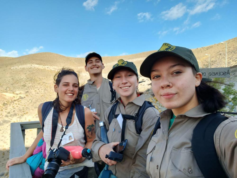 Jóvenes de todo el pais participan, desde octubre, de este programa en los parques nacionales Patagonia y Perito Moreno 01 (1)