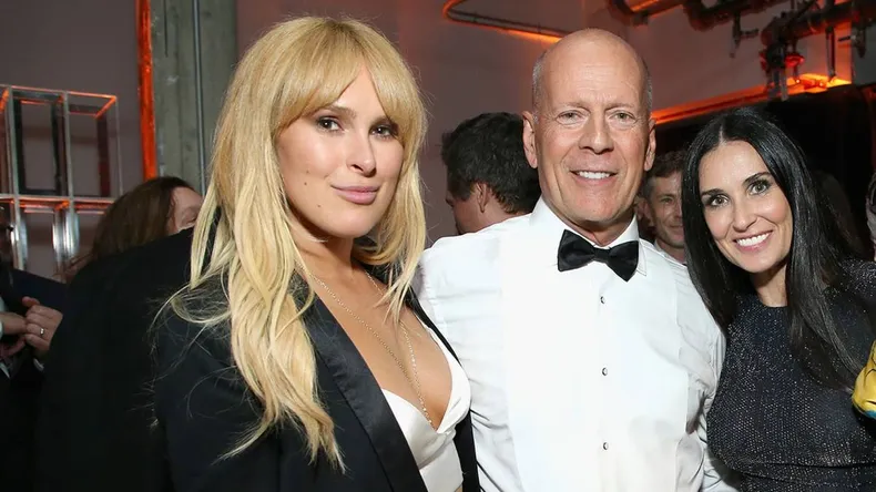 demi-moore-y-bruce-willis-son-abuelosjpg