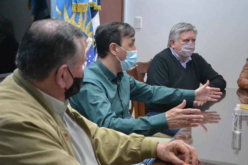 DB997698-9B06-480A-93F3-6CC2446F1E08