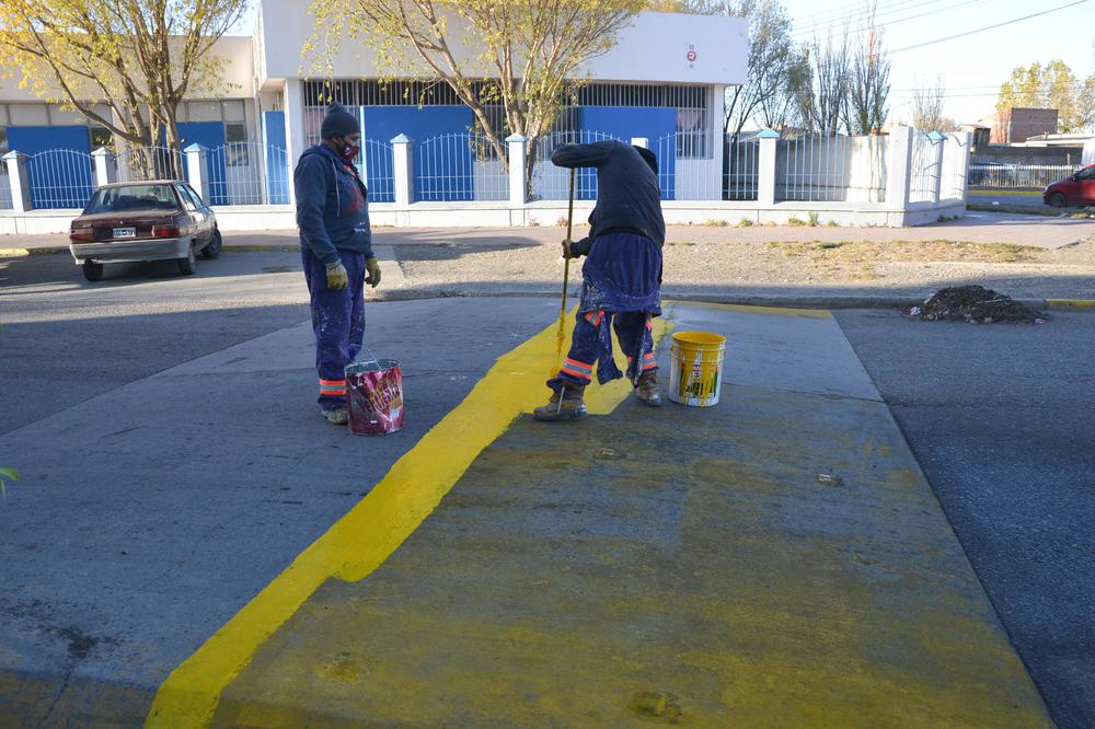 SOP_DES_ESTADO EN TU BARRIO_CENIN 6_PINTURA Y LIMPIEZA DE CORDONES_13_05 (3)