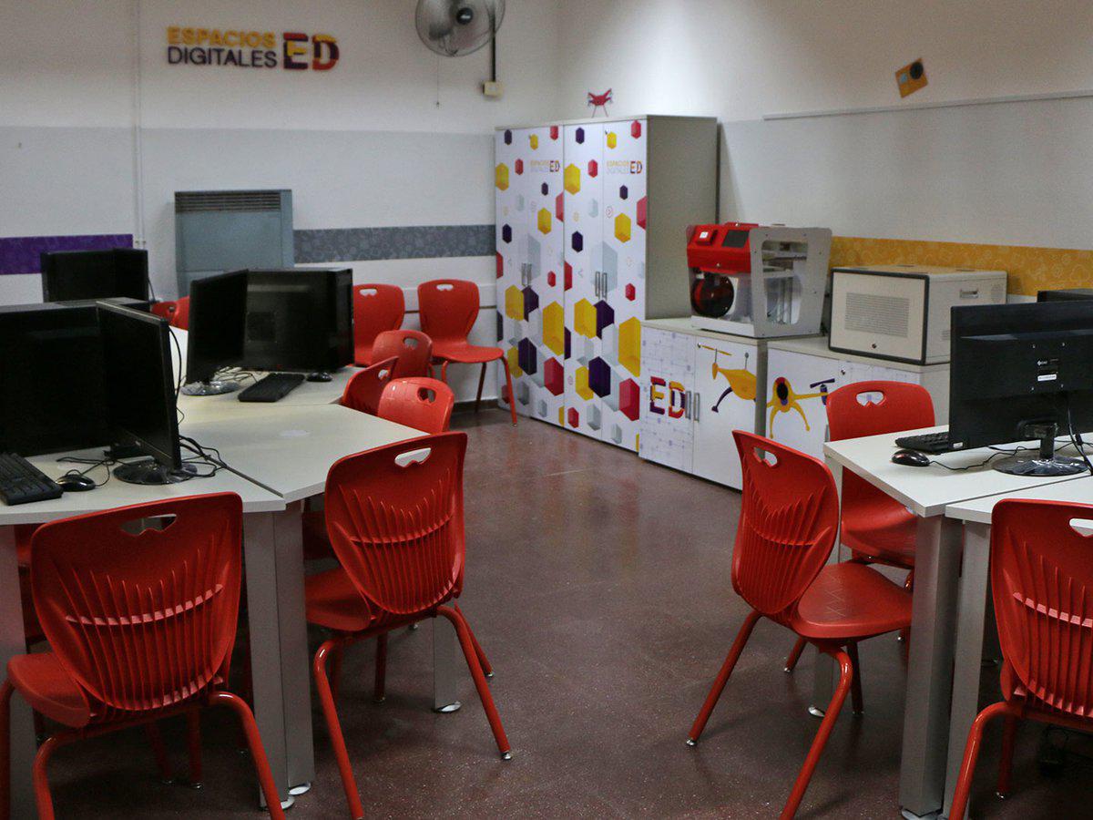 ESCUELAS ESPACIOS DIGITALES