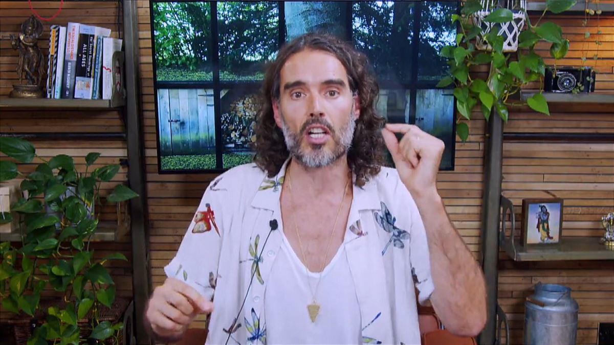 20230916213144_russellbrand_amp_w1200