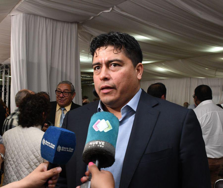 e065ad569101cafe23ea12031fee5345_XL