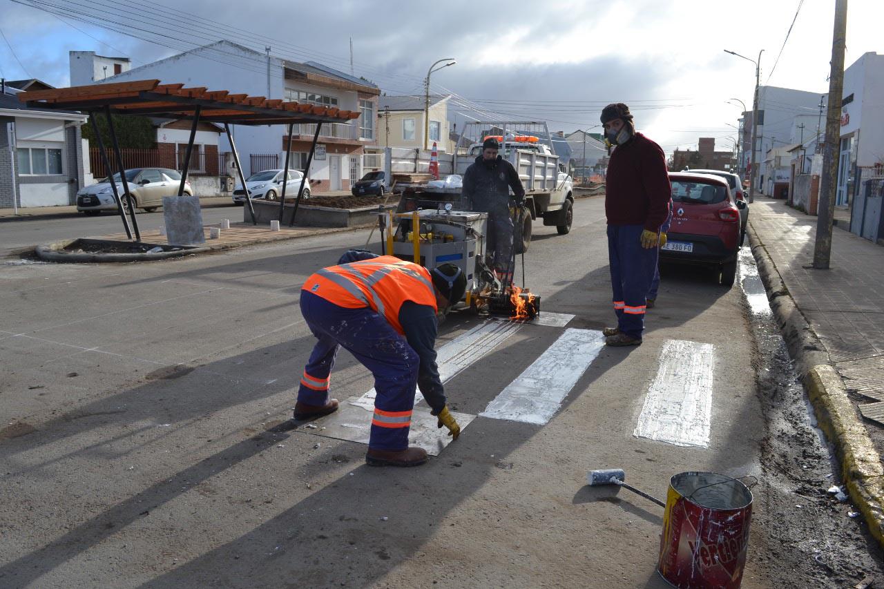 SOP_Pintura de sendas peatonales y cordones en San Martín_26_08 (2)