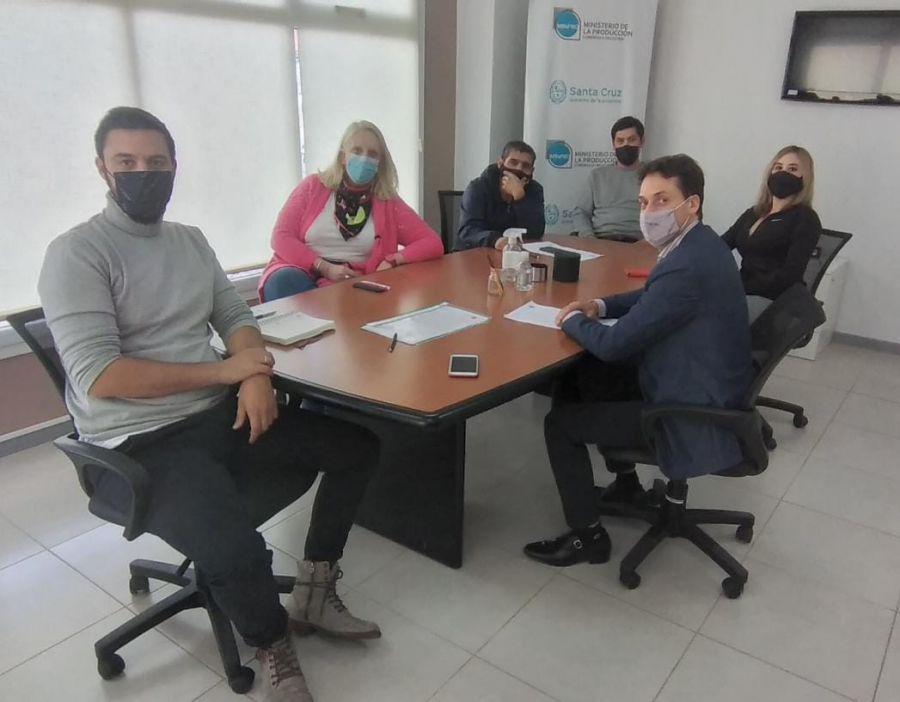 1a4b8048a07a590d6a1297e4019c7832_XL