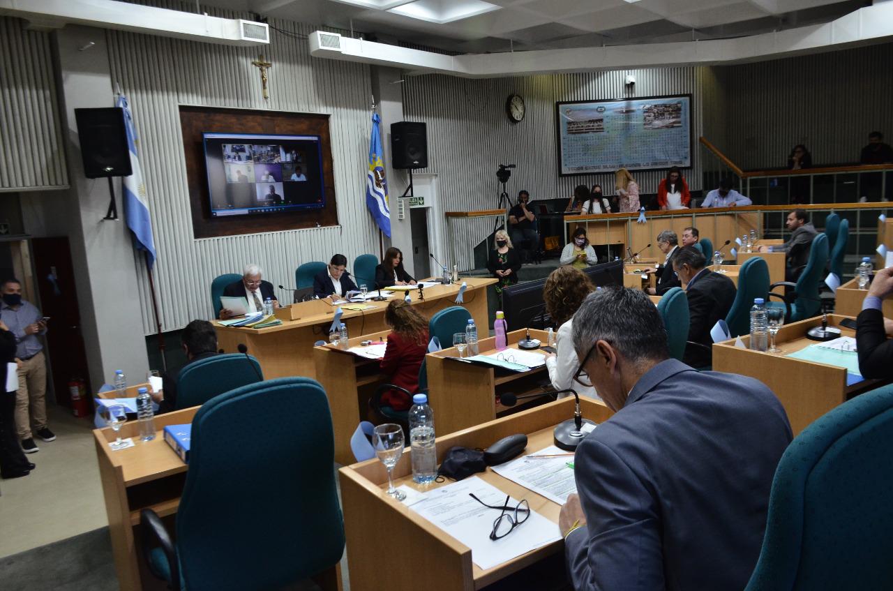 4CA6418D-3FED-4975-ABF4-5C125866E566