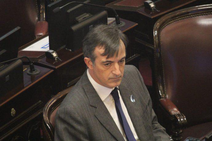 esteban-bullrich-busca-abrir-un-centro-especializado-tratar-ela-argentina