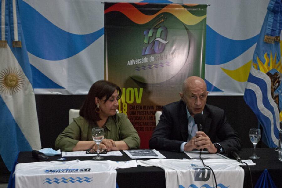 09_11_2021-Conferencia-Prensa-120-Aniversario-696x466