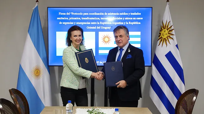 cancilleres-diana-mondino-omar-paganini