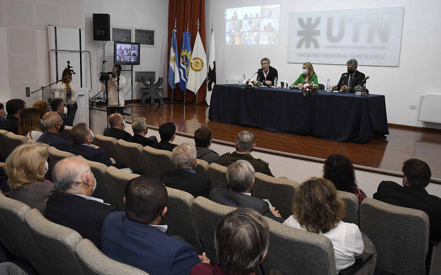 94239ad12fc5a7220ed4e52566d93bbc_XL