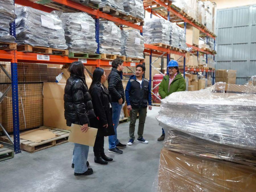 ffc32e452e7b35eb419adbb622d321dc_XL