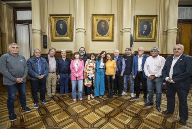 WhatsApp Image 2023-04-13 at 19.45.42